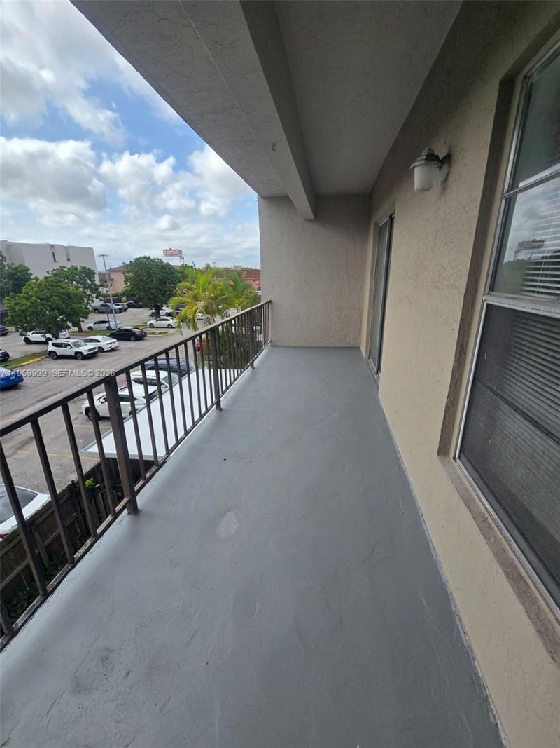 5755 W 20th Ave, Unit 312, Hialeah, FL 33012 Photo
