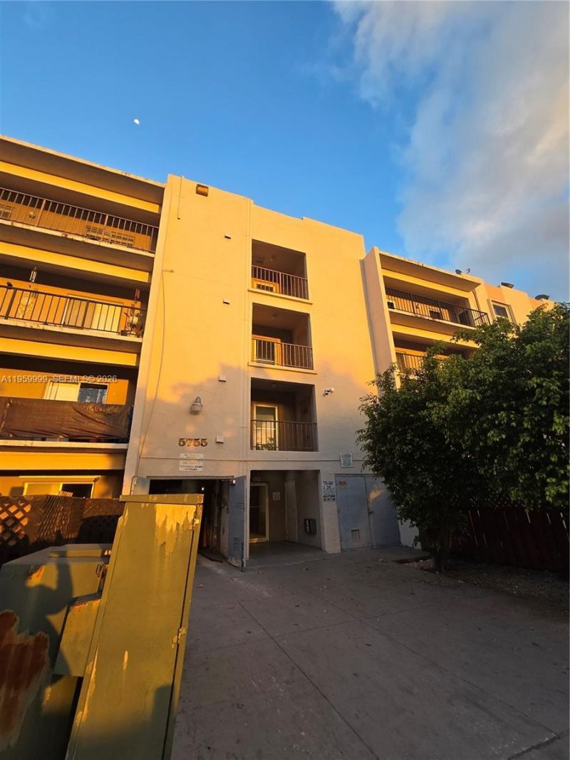 5755 W 20th Ave, Unit 312, Hialeah, FL 33012 Photo