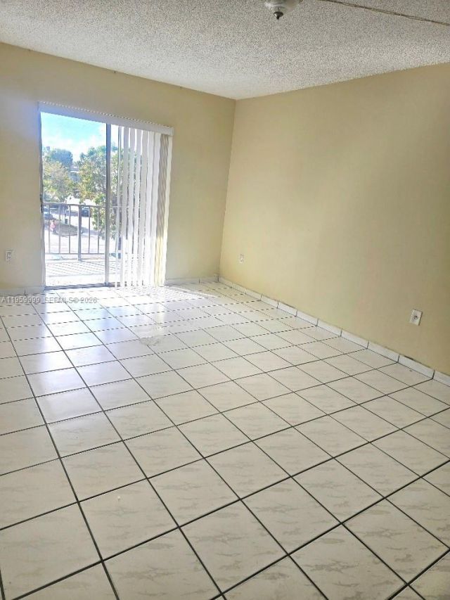 5755 W 20th Ave, Unit 312, Hialeah, FL 33012 Photo