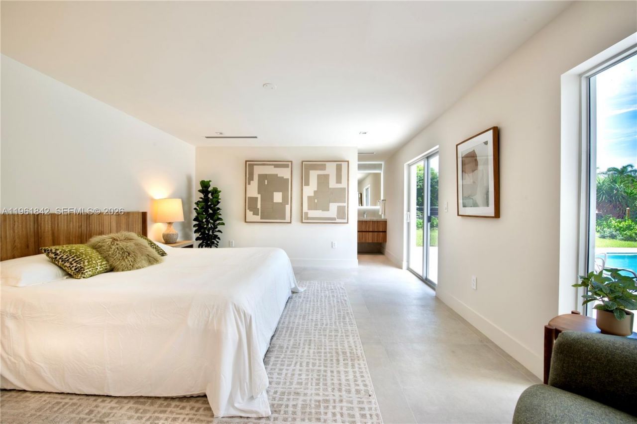 49 NW 108th St, Miami Shores, FL 33168 Photo