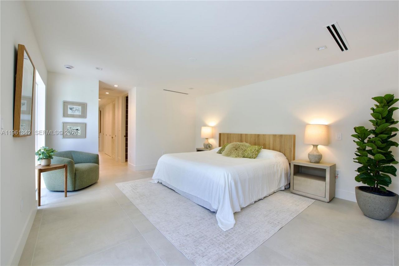 49 NW 108th St, Miami Shores, FL 33168 Photo