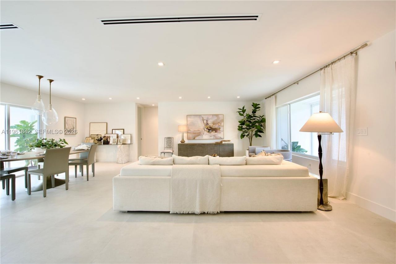 49 NW 108th St, Miami Shores, FL 33168 Photo