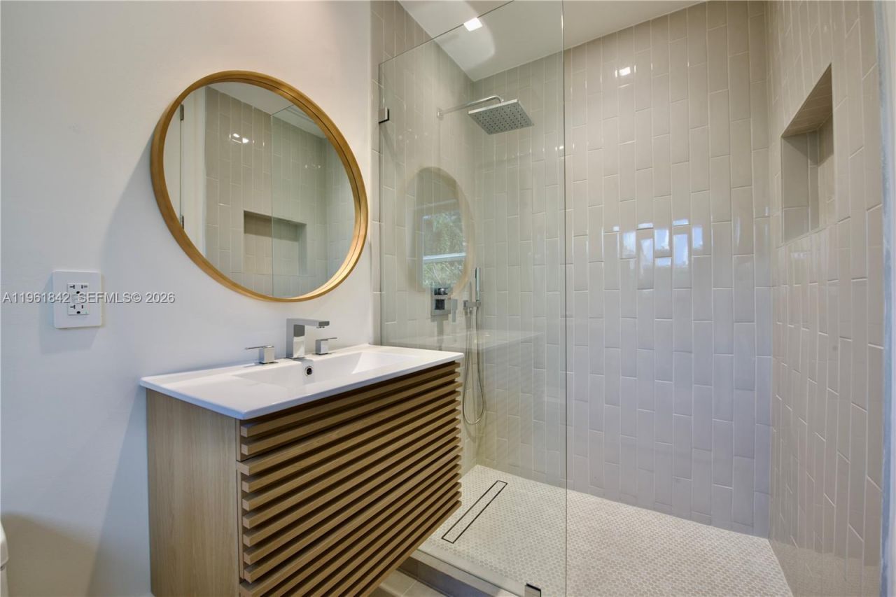 49 NW 108th St, Miami Shores, FL 33168 Photo