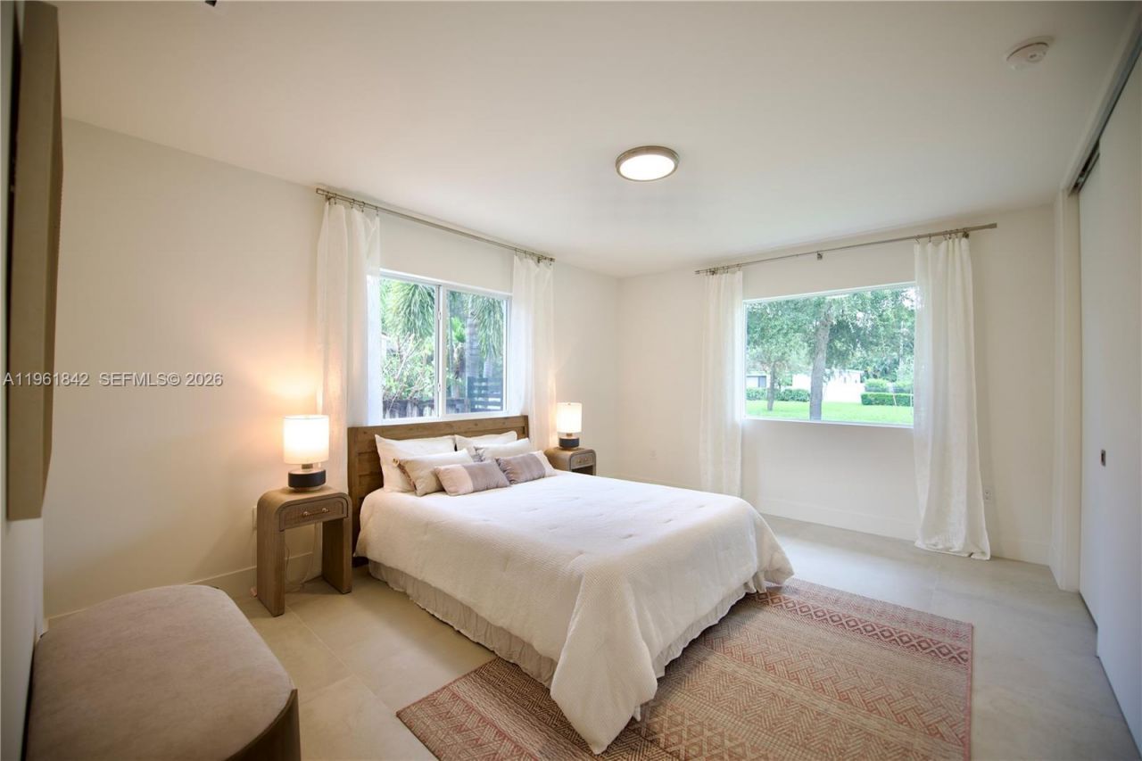 49 NW 108th St, Miami Shores, FL 33168 Photo