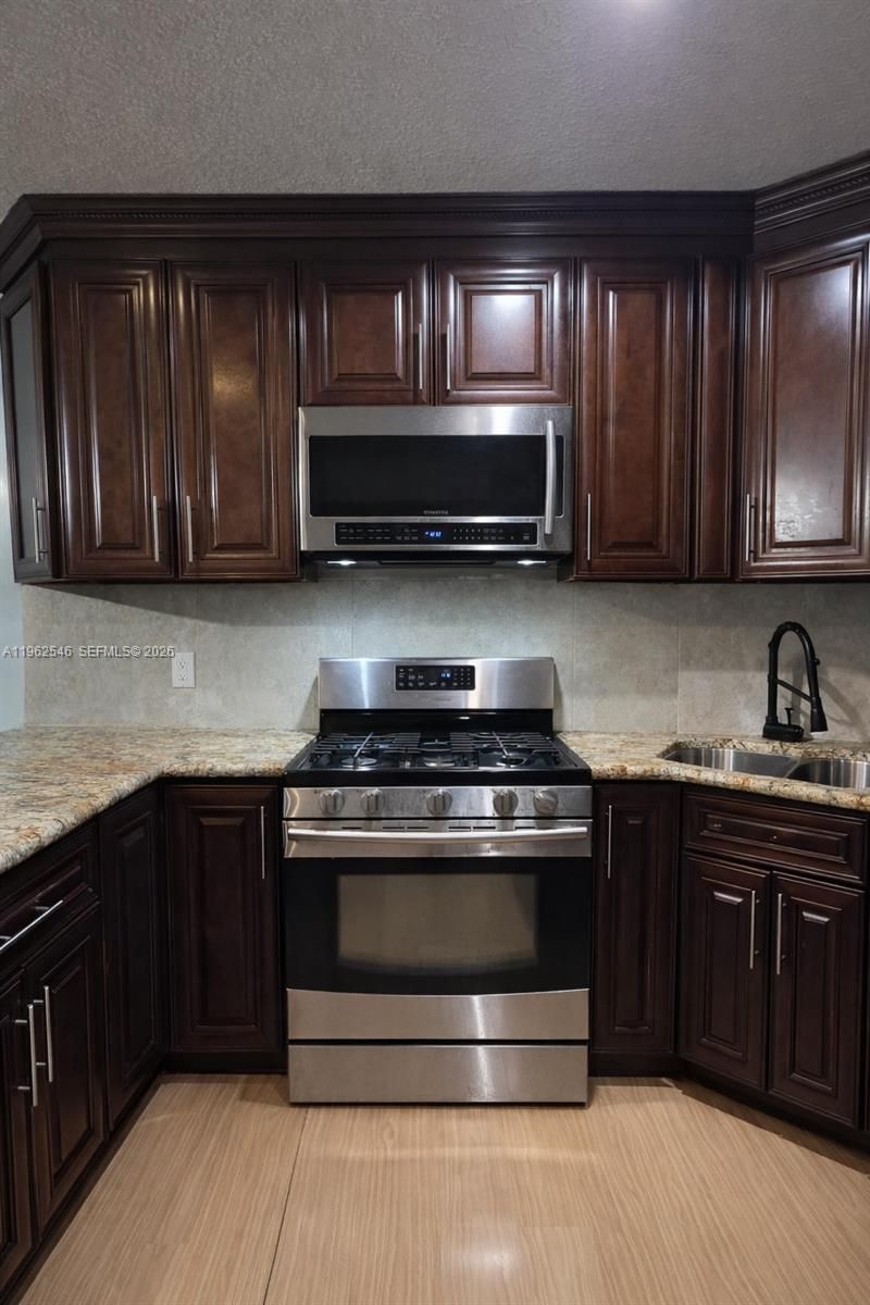 3522 NW 193rd St , Miami Gardens, FL 33056 Photo