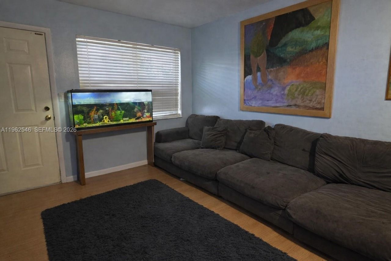 3522 NW 193rd St , Miami Gardens, FL 33056 Photo