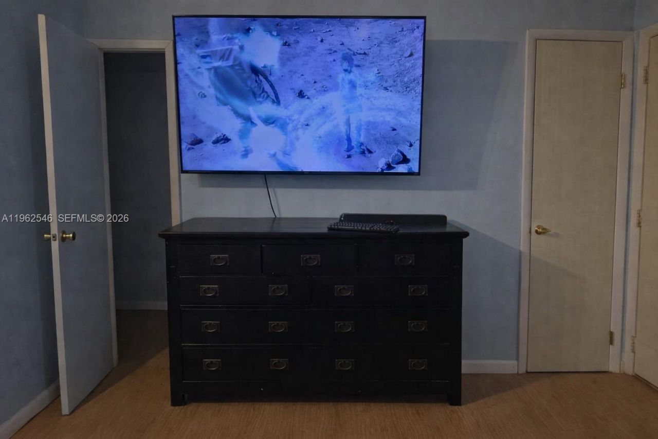 3522 NW 193rd St , Miami Gardens, FL 33056 Photo