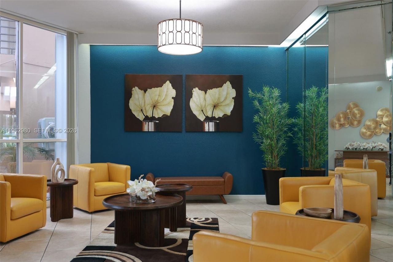 1200 Saint Charles Pl, Unit 302, Pembroke Pines, FL 33026 Photo