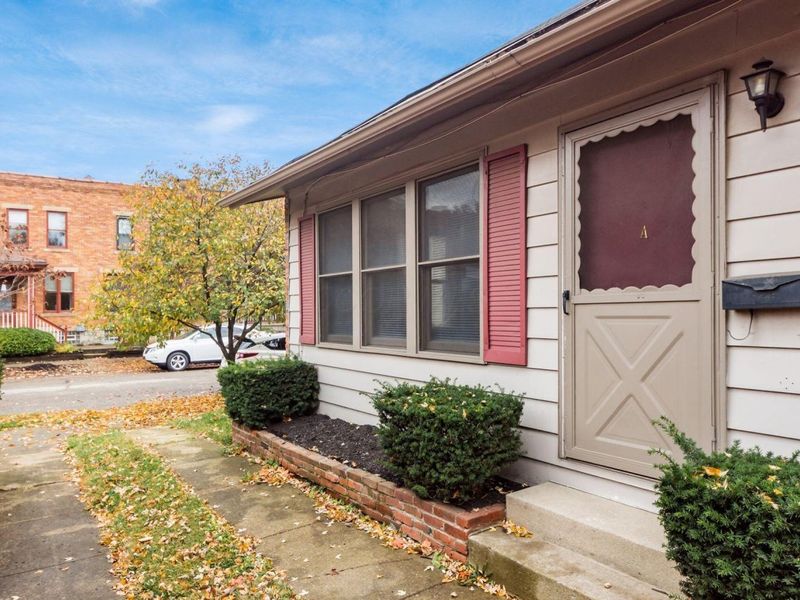 981 Highland Street, Columbus, OH 43201 Photo 2