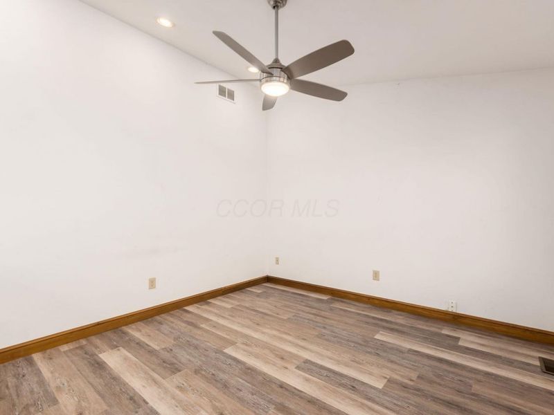 981 Highland Street, Columbus, OH 43201 Photo 20