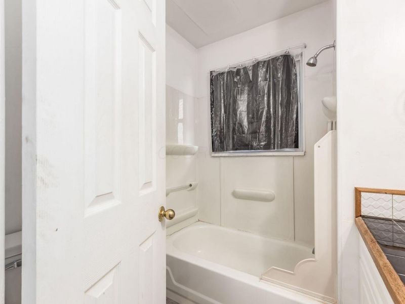 981 Highland Street, Columbus, OH 43201 Photo 33