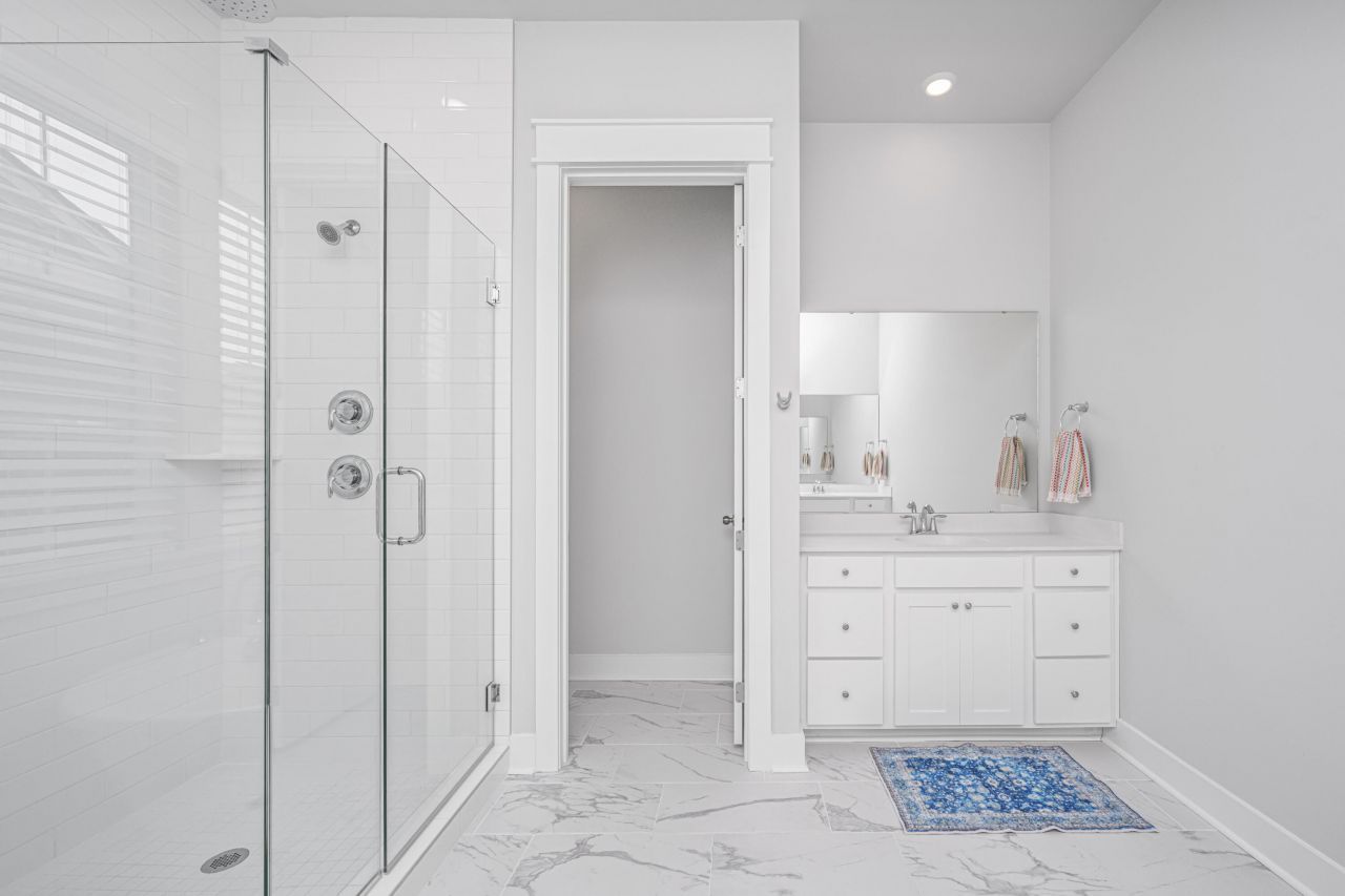 185 Denham Street Photo 12