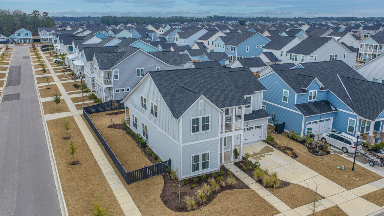 185 Denham Street Photo 32