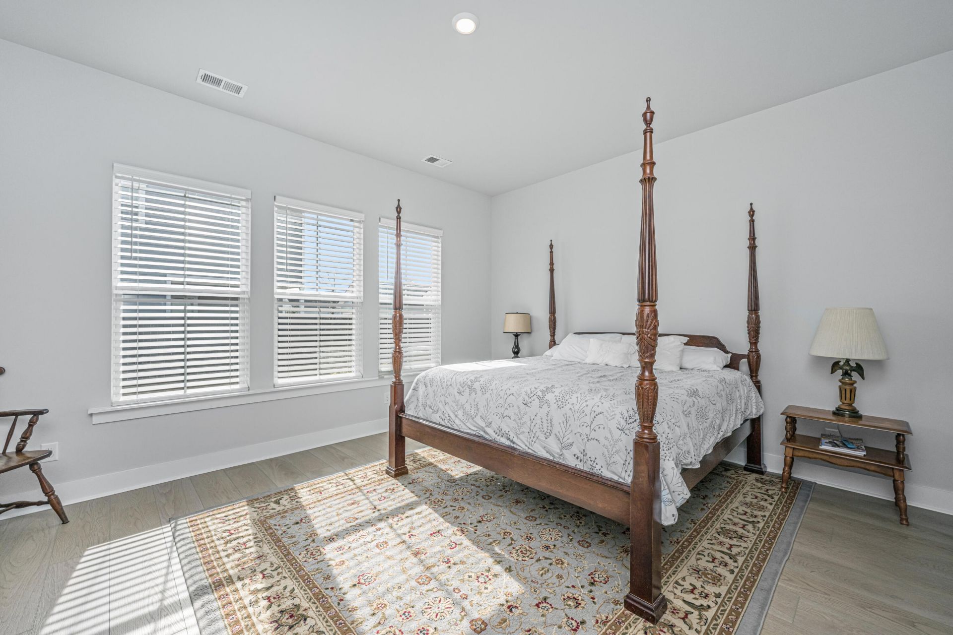 185 Denham Street Photo 9