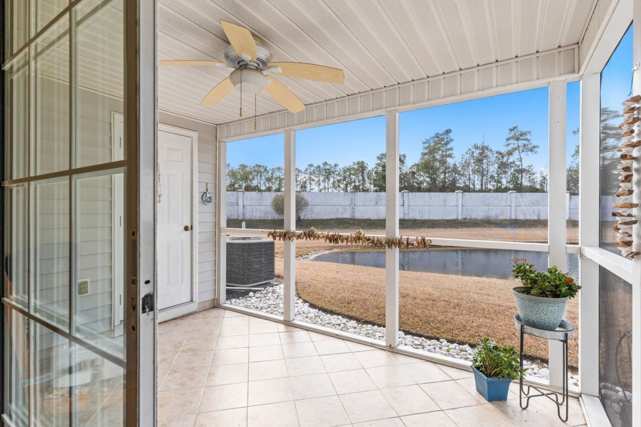 693 Wilshire Ln. Photo 36