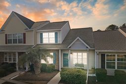 693 Wilshire Ln. photo 4