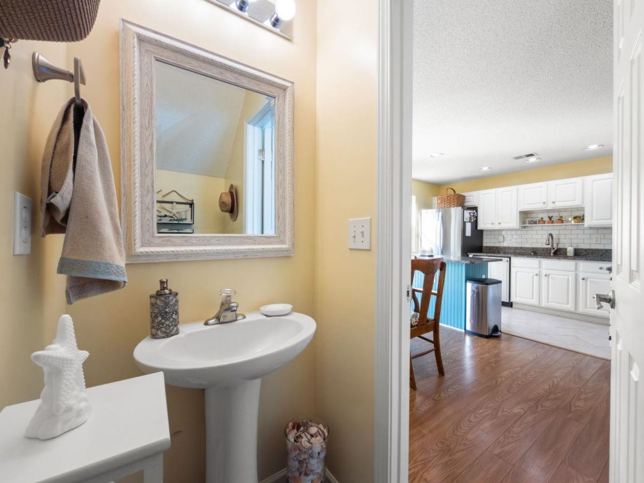 693 Wilshire Ln. Photo 47