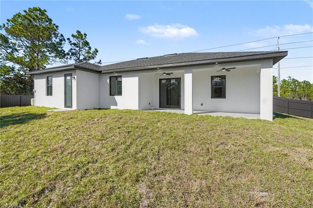 369 Woodburn Dr, Lehigh Acres, FL 33972 Photo
