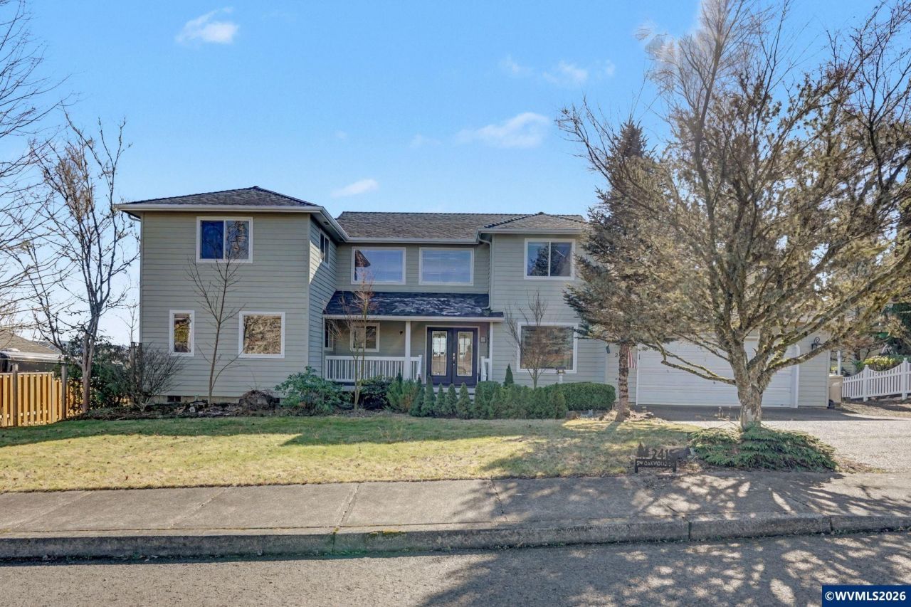 2415 SW Oakwood Dr, Dallas, OR 97338 Main Photo