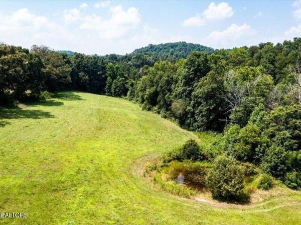 Oak Grove Rd, Sharps Chapel, TN 37866