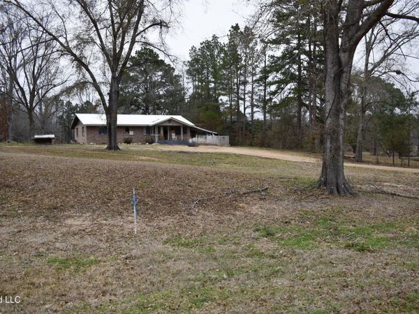 8994 Lebanon Pinegrove Road, Terry, MS 39170