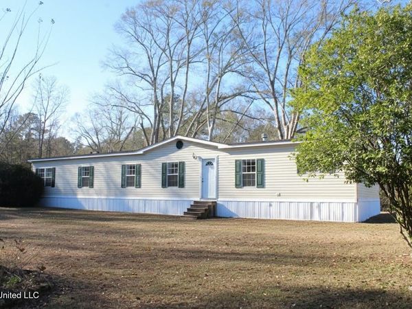 1141 Ward Jackson Road, Summit, MS 39666