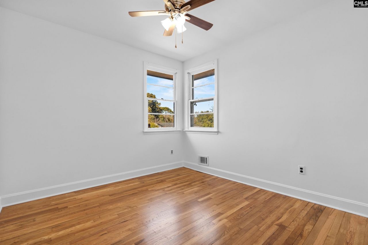 7030 Claudia Dr Photo 15