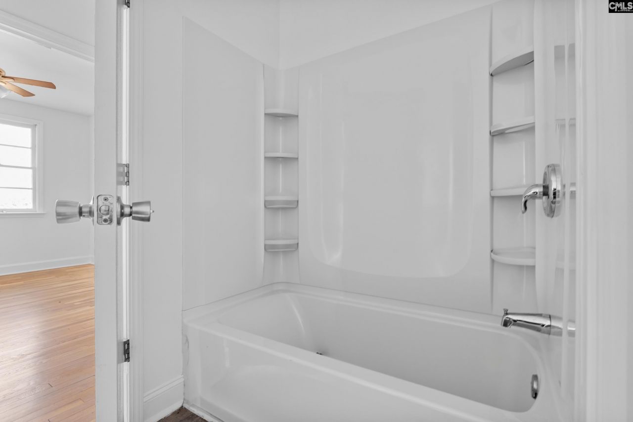 7030 Claudia Dr Photo 18