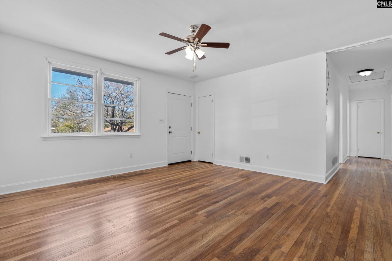 7030 Claudia Dr Photo 21