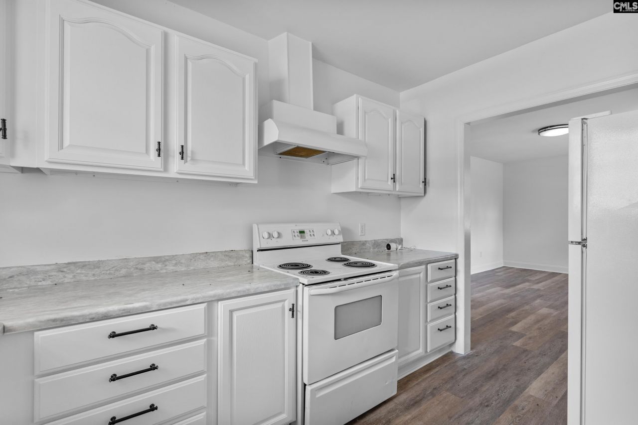 7030 Claudia Dr Photo 22