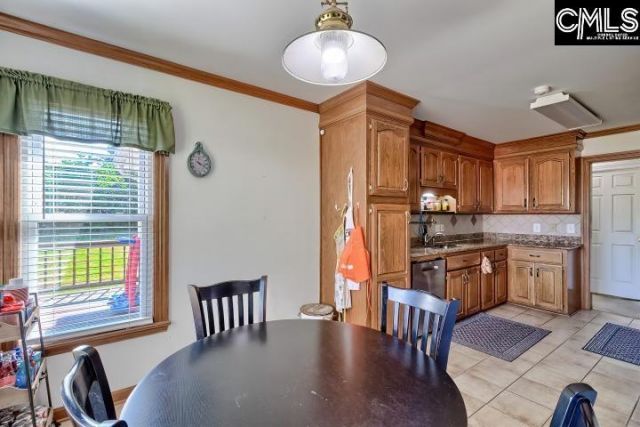 6 Newgate End  Photo 18