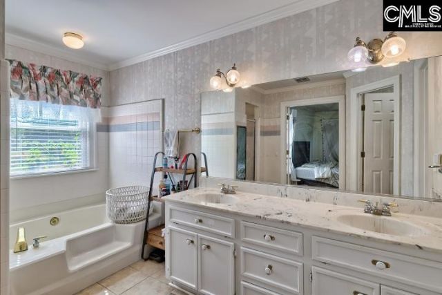 6 Newgate End  Photo 28