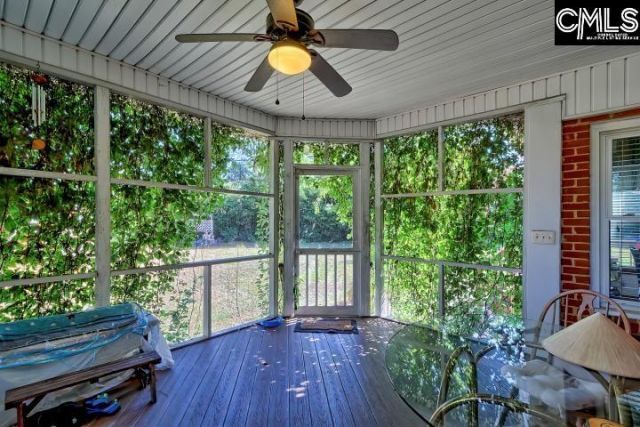 6 Newgate End  Photo 32