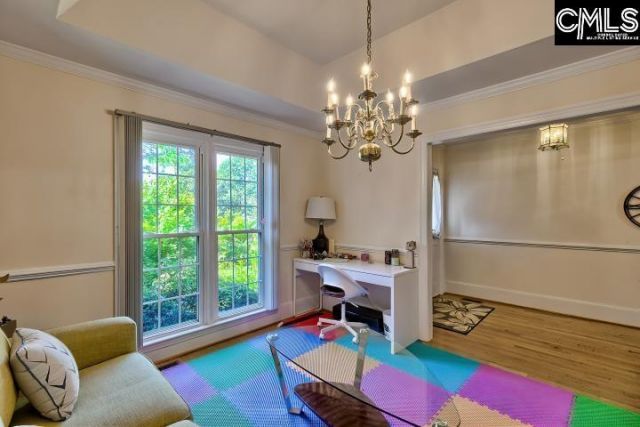 6 Newgate End  Photo 8