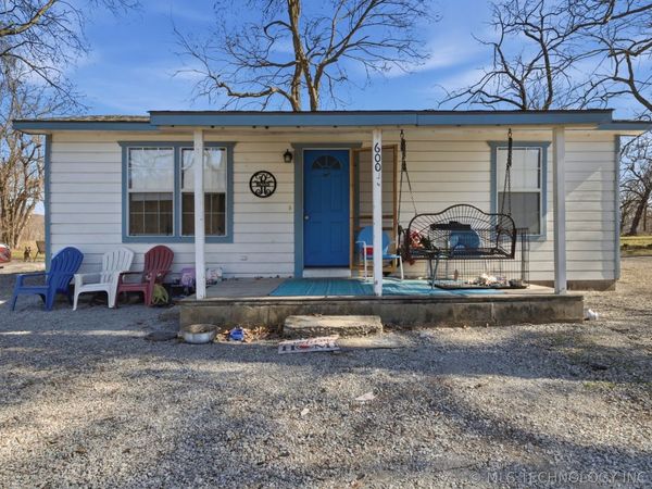 600 S Main , Spavinaw, OK 74366