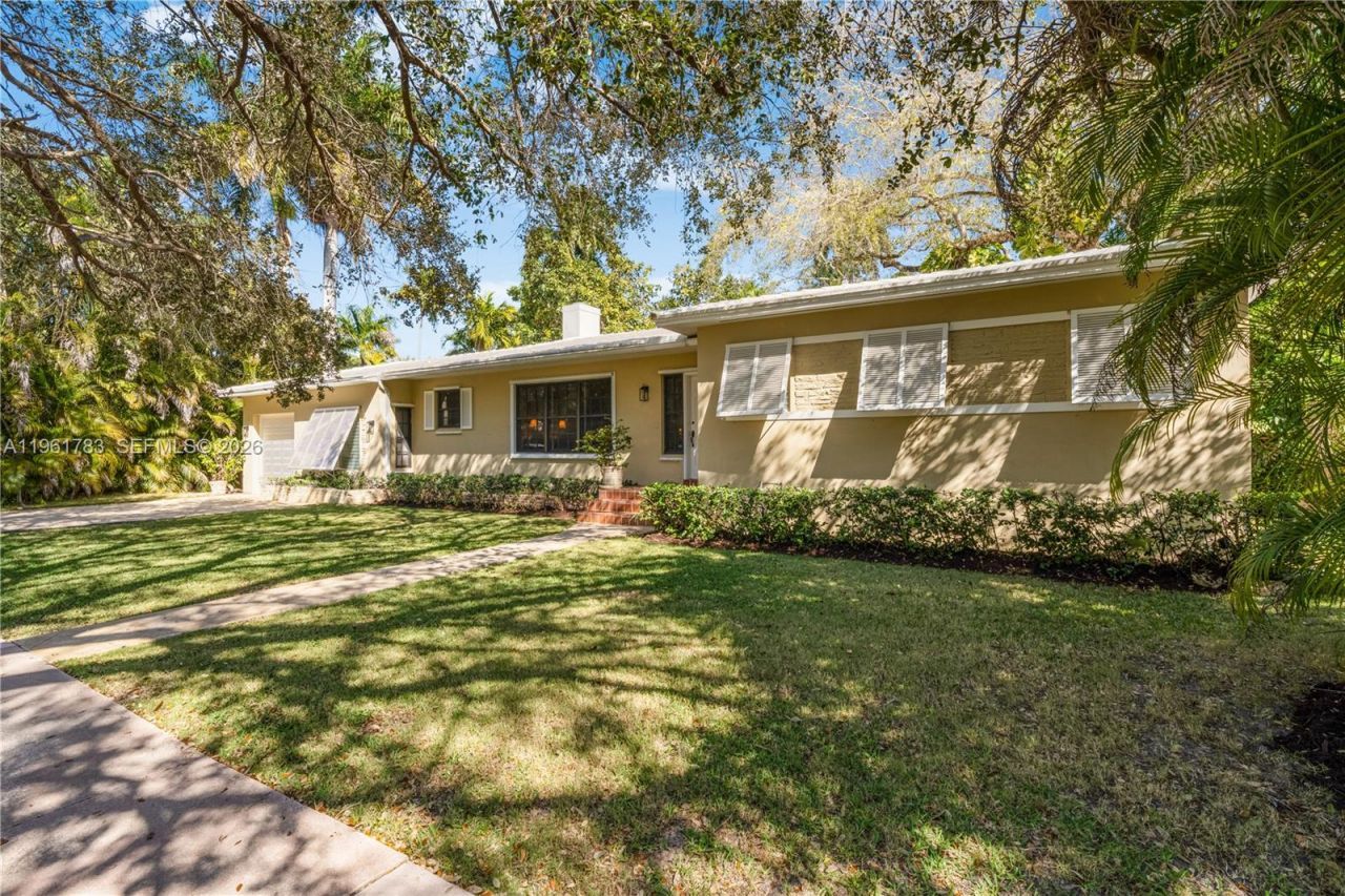 6901 Altamira St, Coral Gables, FL 33146 Photo