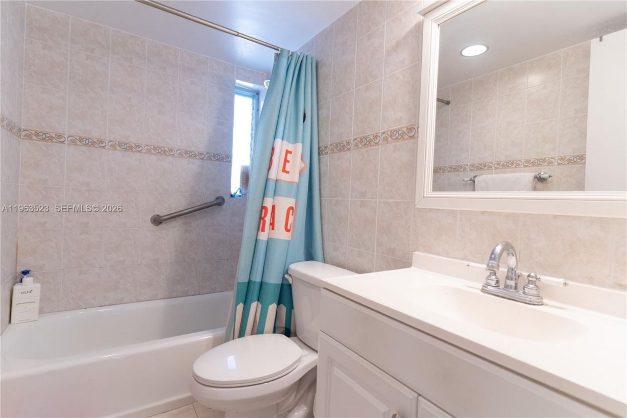 1340 Lincoln Rd , Unit 602, Miami Beach, FL 33139 Photo