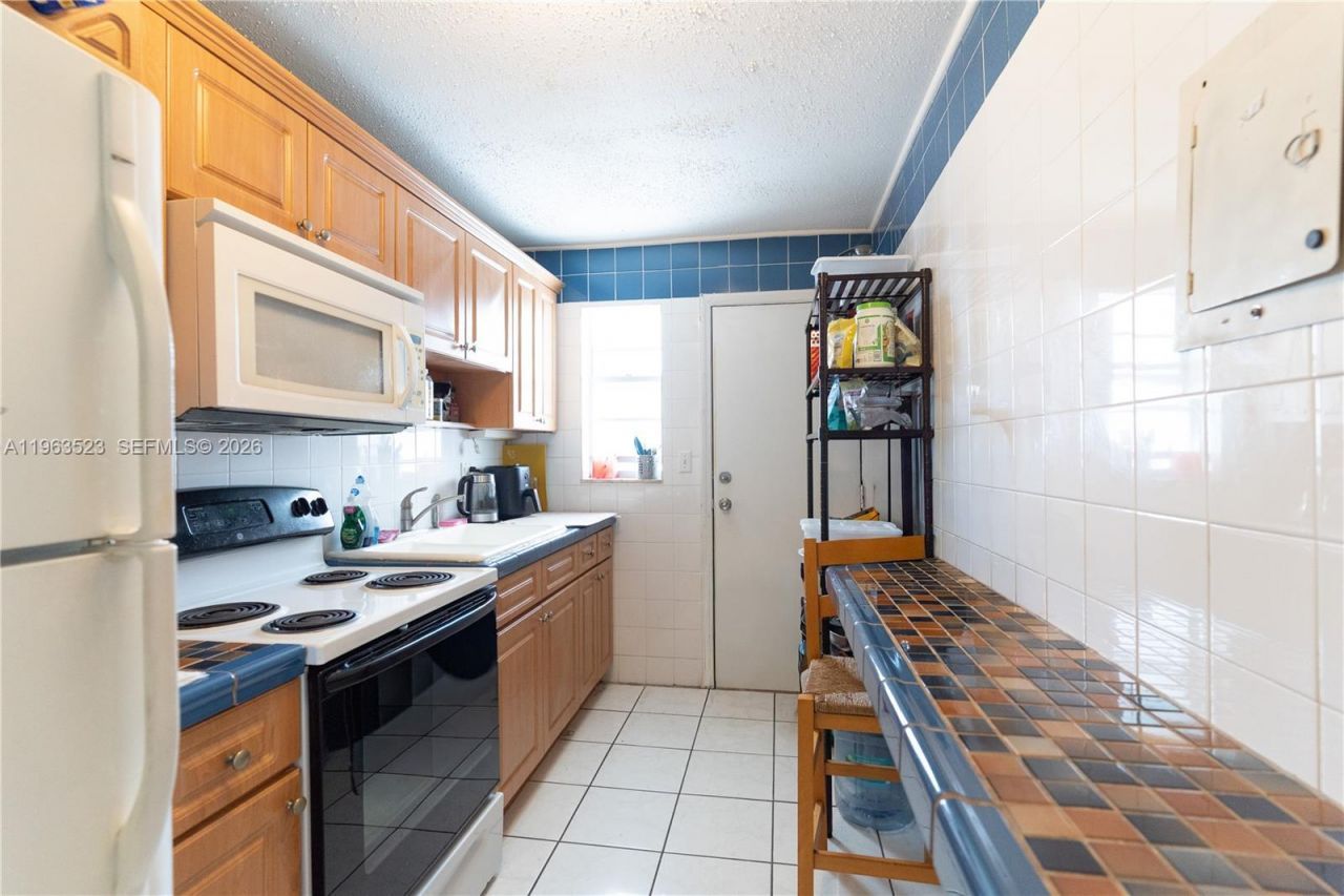 1340 Lincoln Rd , Unit 602, Miami Beach, FL 33139 Photo