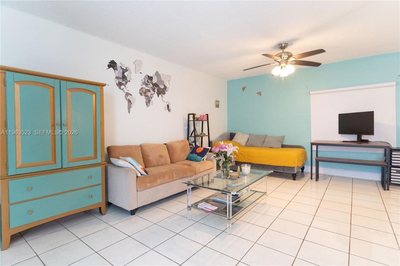 1340 Lincoln Rd , Unit 602, Miami Beach, FL 33139 Photo