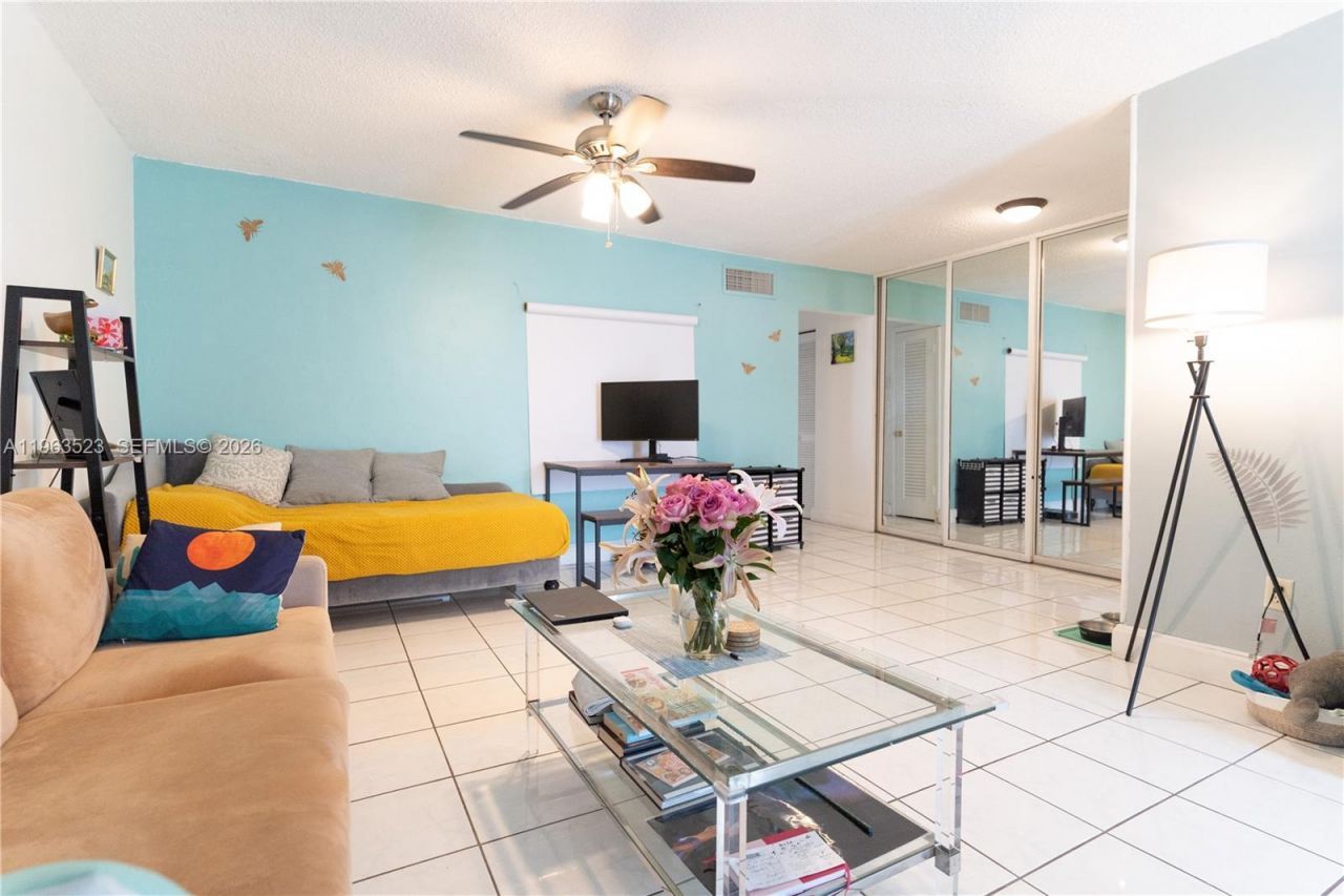 1340 Lincoln Rd , Unit 602, Miami Beach, FL 33139 Photo