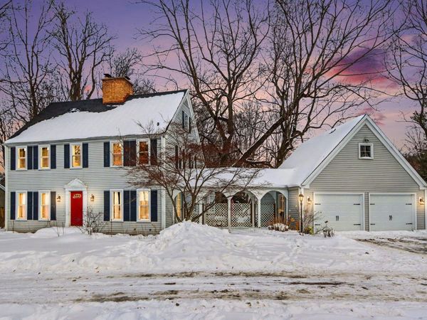 200 Golf View Drive, Plainwell, MI 49080