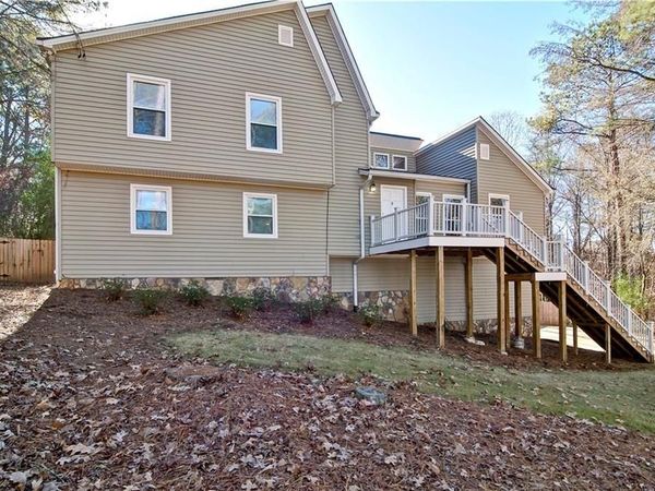 437 Sweetgum Drive , Woodstock, GA 30188