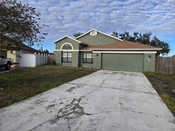 387 BLUE BAYOU DRIVE, KISSIMMEE, FL 34743