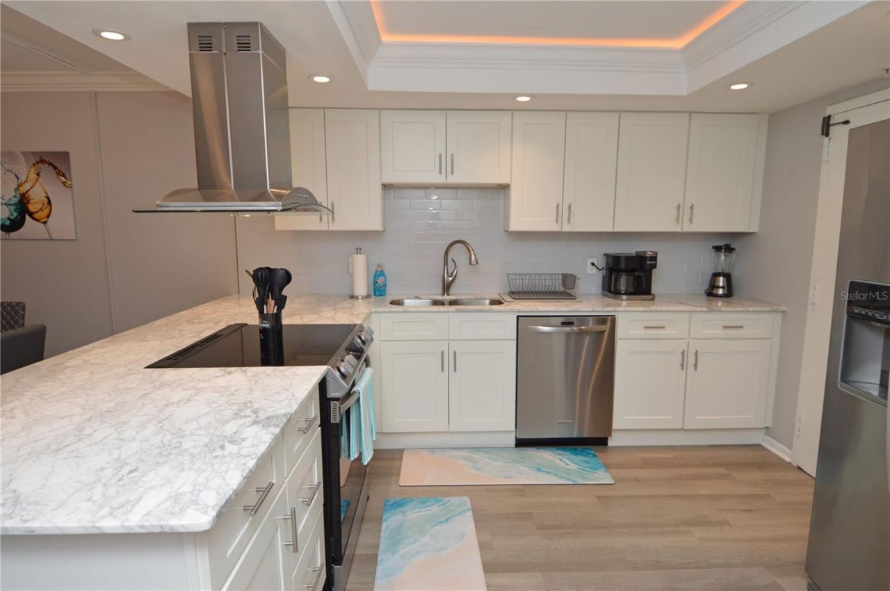 4908 38th Way S, Unit 501, Saint Petersburg, FL 33711 Photo