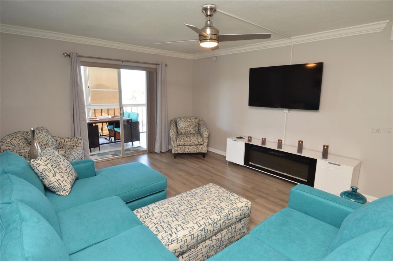 4908 38th Way S, Unit 501, Saint Petersburg, FL 33711 Photo