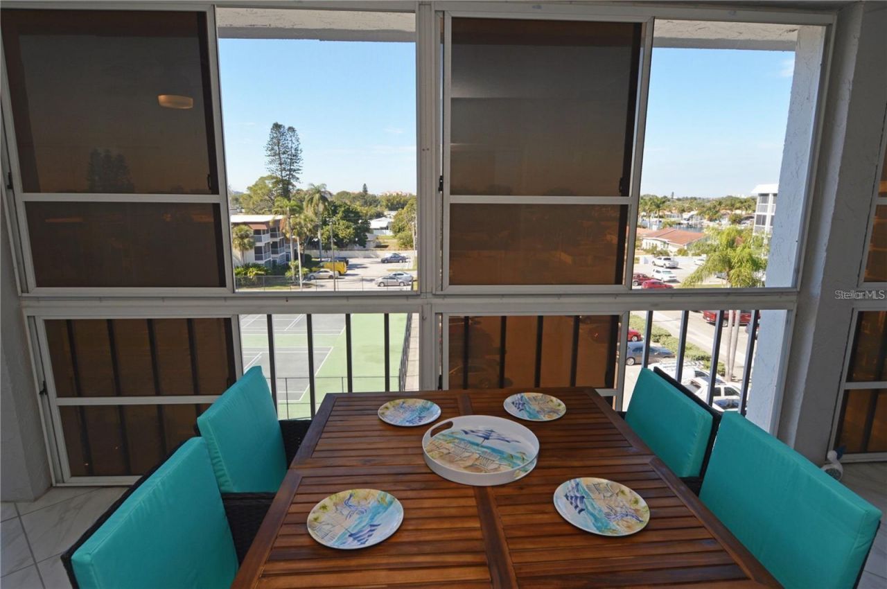 4908 38th Way S, Unit 501, Saint Petersburg, FL 33711 Photo