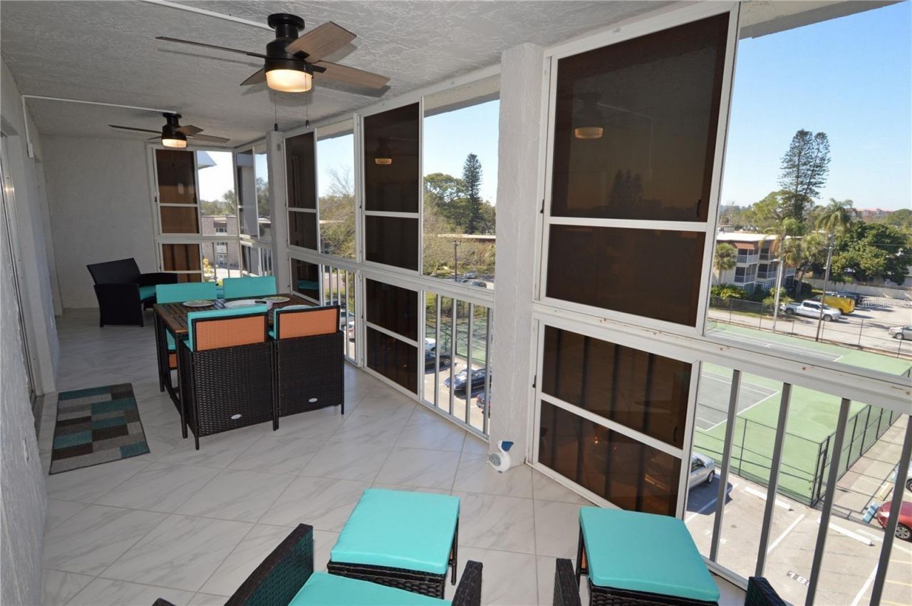 4908 38th Way S, Unit 501, Saint Petersburg, FL 33711 Photo