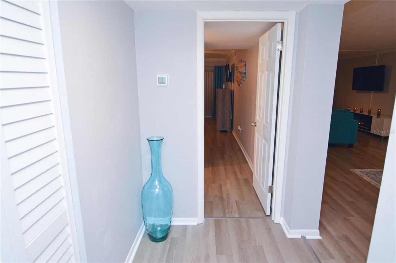 4908 38th Way S, Unit 501, Saint Petersburg, FL 33711 Photo