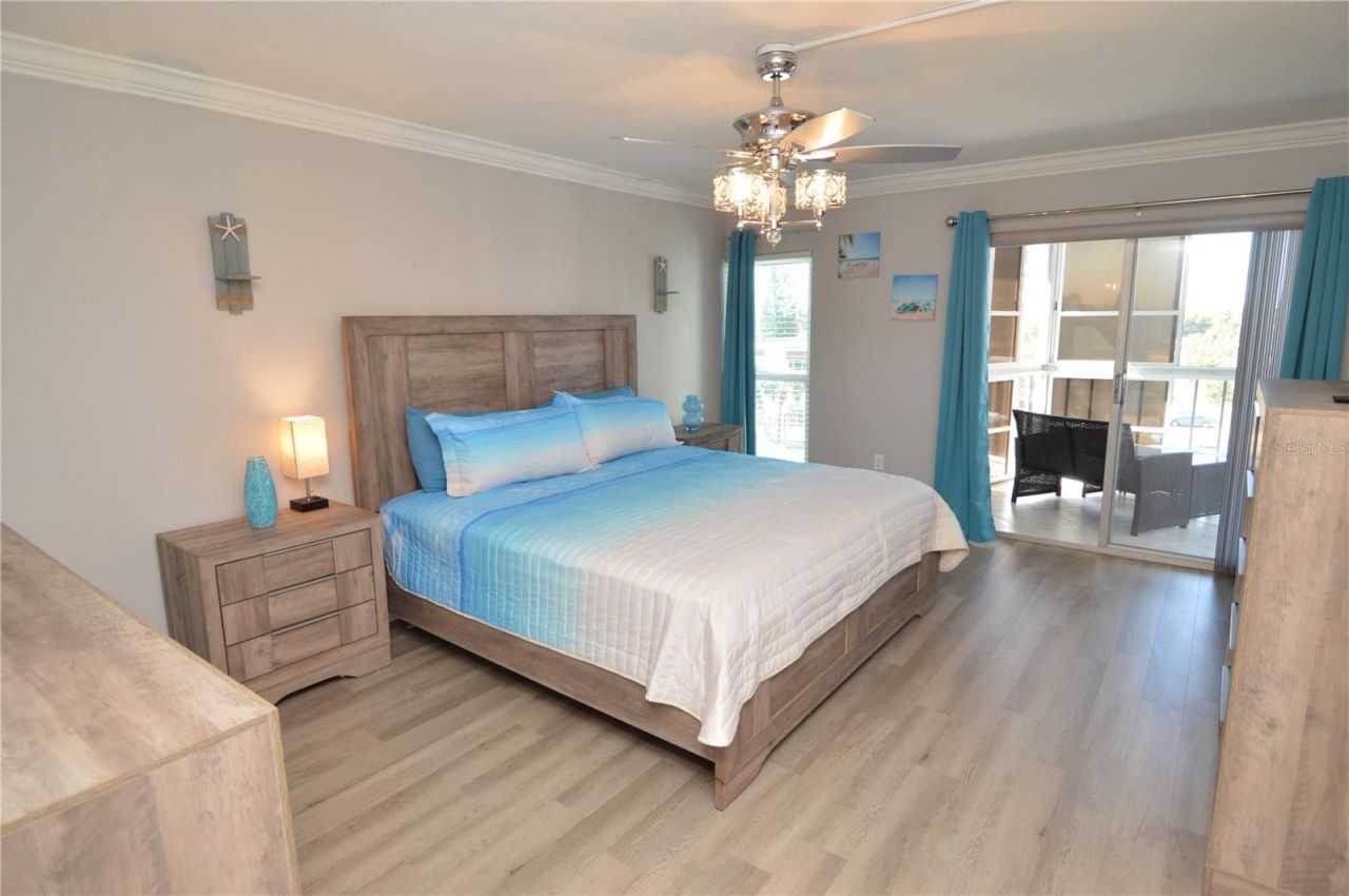 4908 38th Way S, Unit 501, Saint Petersburg, FL 33711 Photo