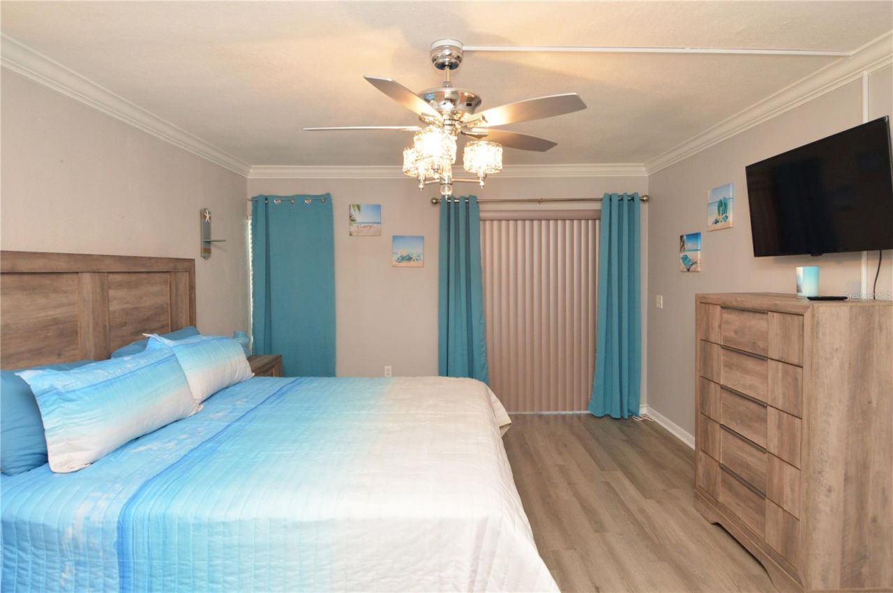 4908 38th Way S, Unit 501, Saint Petersburg, FL 33711 Photo